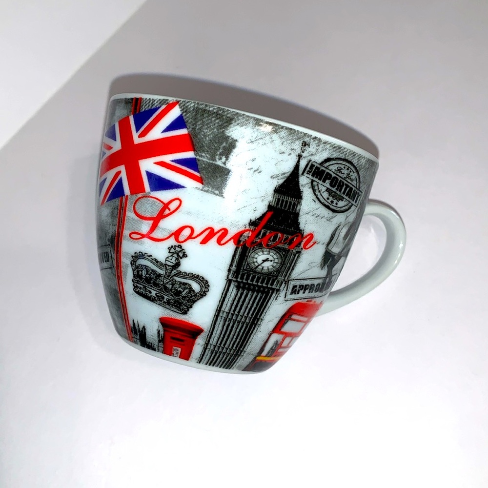 London Sketch Pad Tea Cup